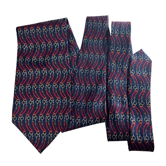 Paulo Gucci Necktie 100% Silk Hand Finished Classic Horse Bit Design Vintage - Picture 2 of 10